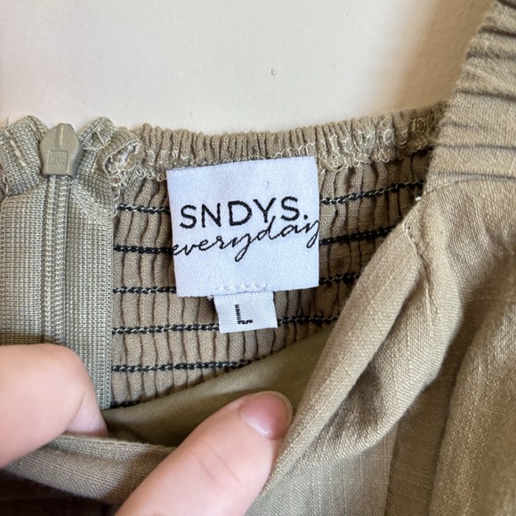 SNDYS Revolve Dress L Olive Tuscany Linen Mini Puff Sleeves Cottagecore Party - Picture 4 of 10